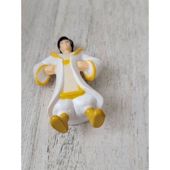 Prince Ali Disney Aladdin mini toy figure - Picture 3 of 5